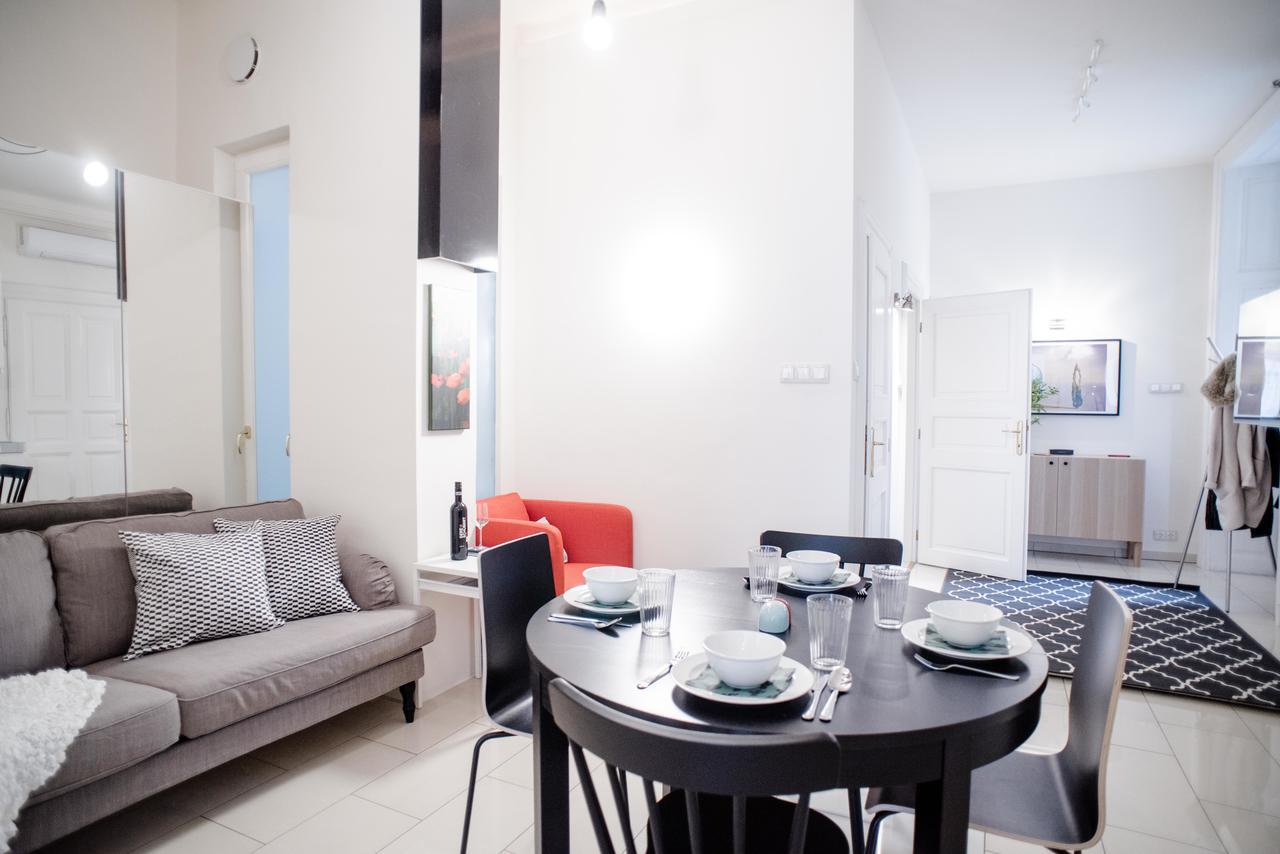 Fine Trees Apartment Budapest Luaran gambar